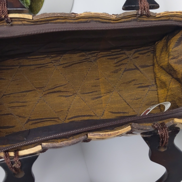 Coconut Shell Purse Wooden Handles - Picture 3 of 15